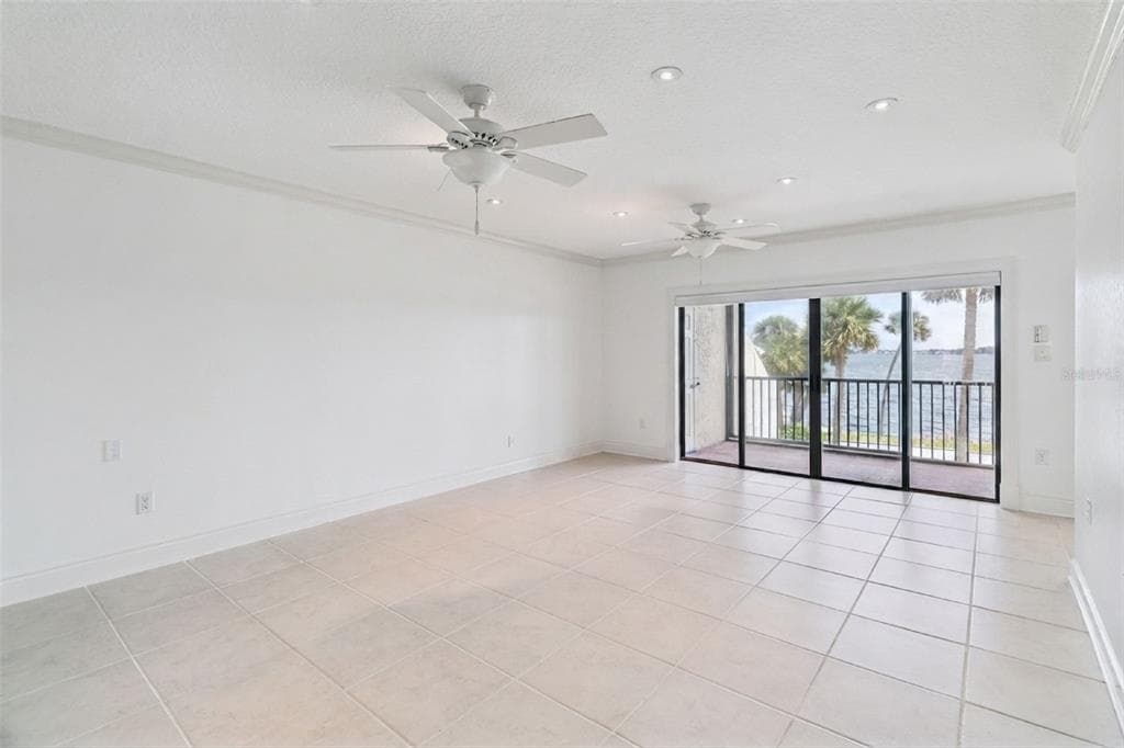 115 N INDIAN RIVER DRIVE 207 photo 7
