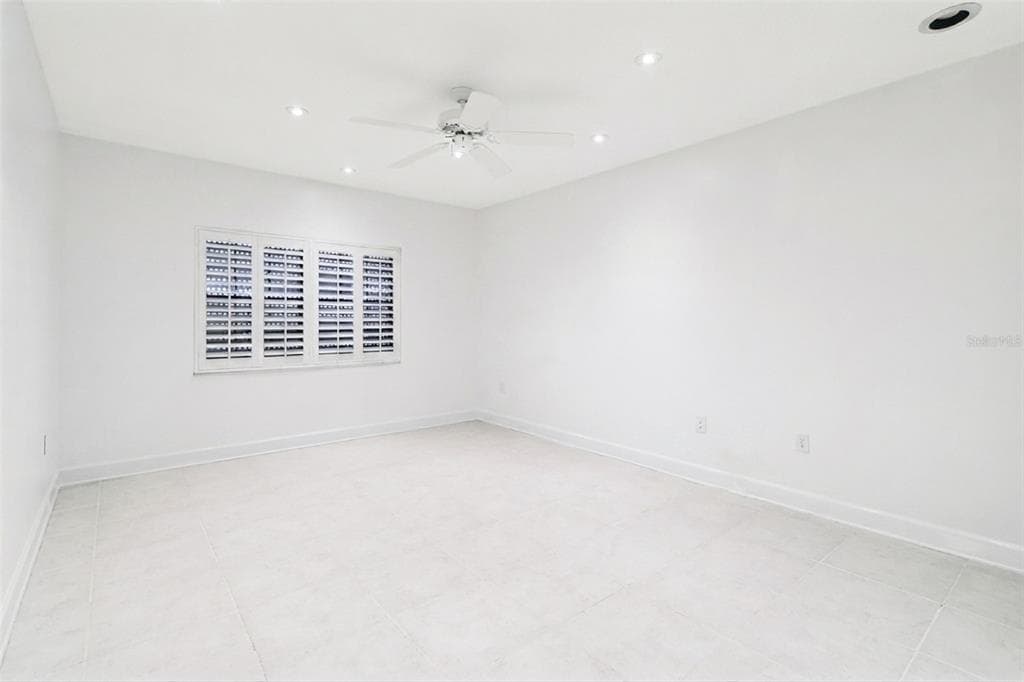 115 N INDIAN RIVER DRIVE 207 photo 14