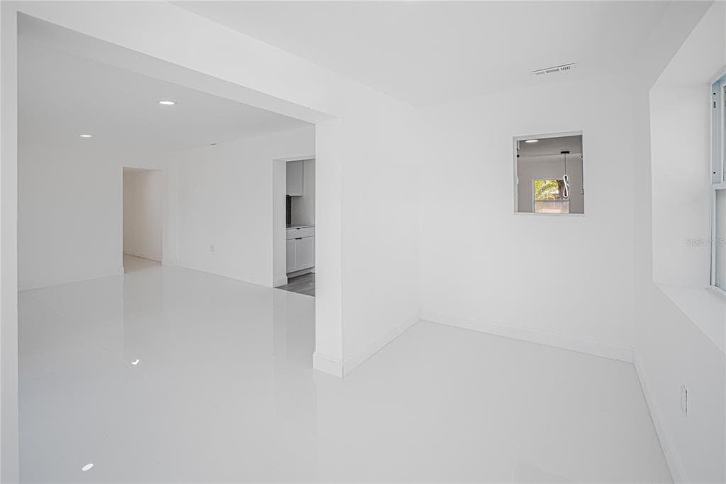 203 WATERWAY CIRCLE NE photo 15