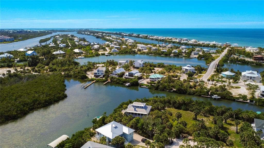 39 BAYSHORE CIRCLE 5