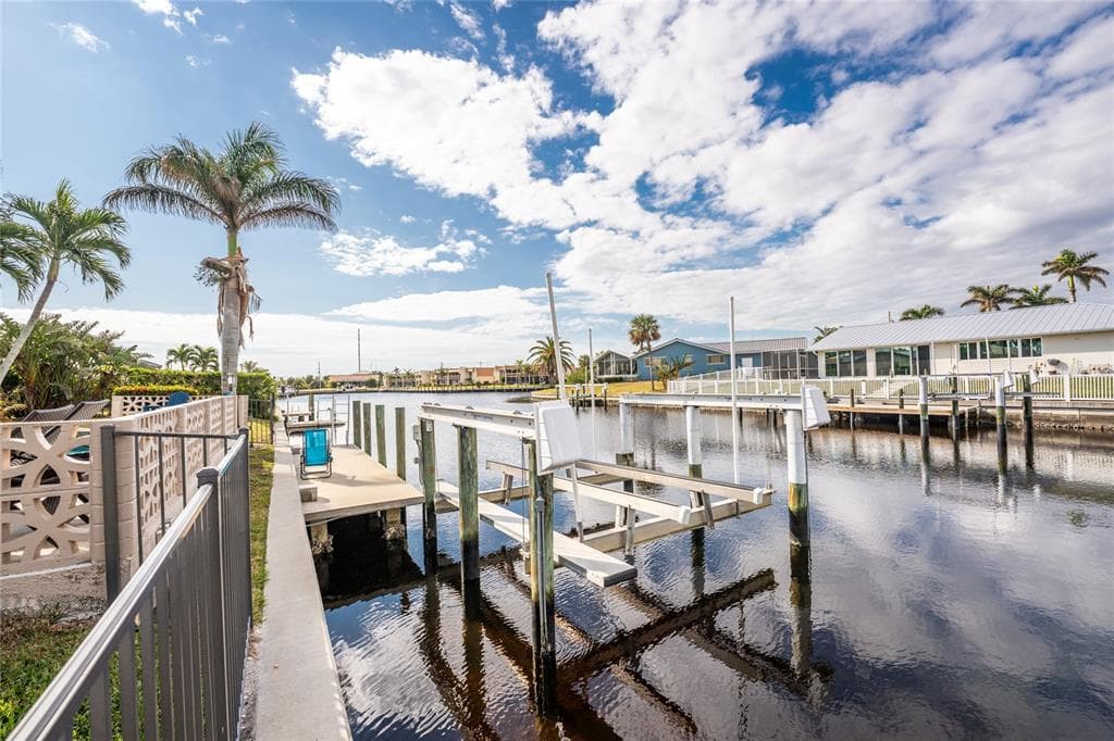 951 LASSINO COURT 4