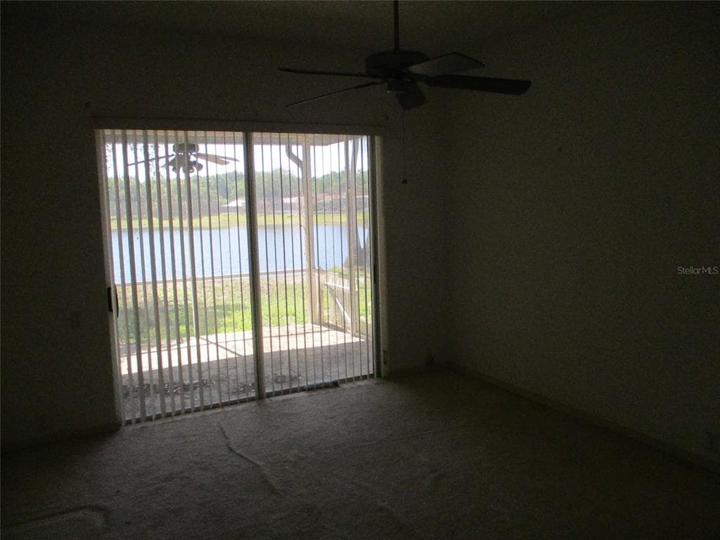 8904 PLANTERS LANE photo 14