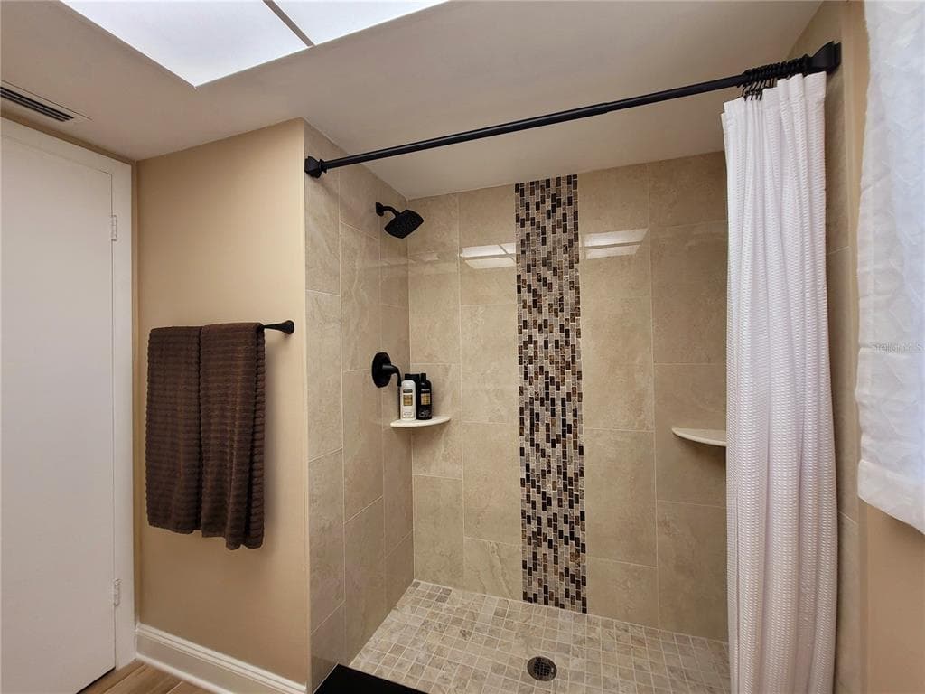 4815 SORRENTO COURT photo 21