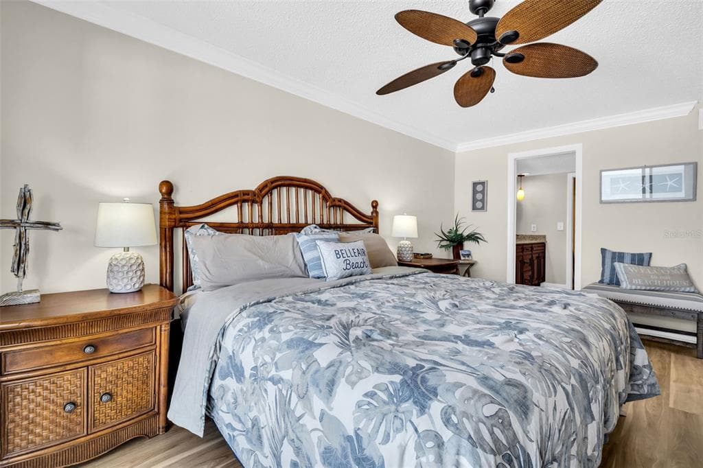 3500 GULF BOULEVARD 407B photo 21