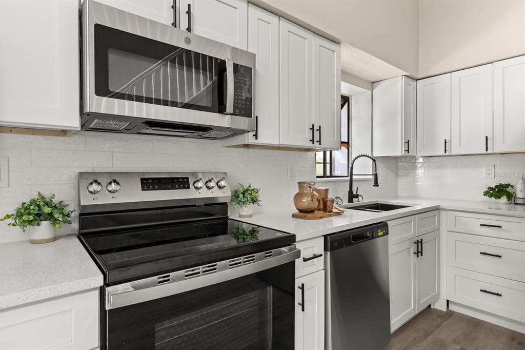 1540 STONE TRAIL photo 8