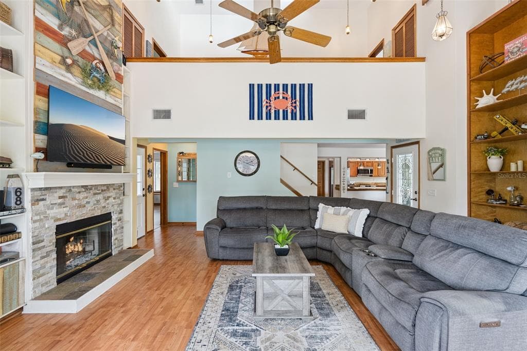 10400 LAKE LOUISA ROAD photo 6