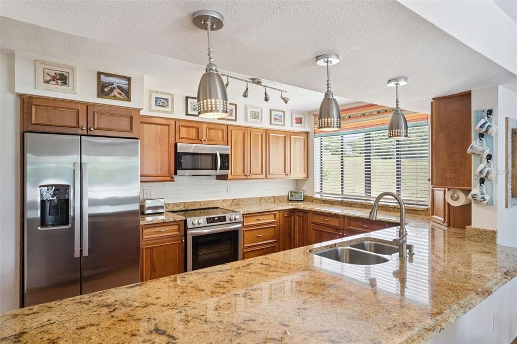 10400 LAKE LOUISA ROAD photo 13