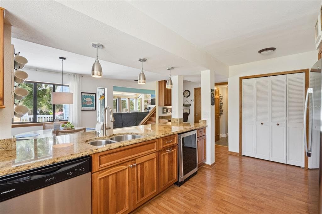 10400 LAKE LOUISA ROAD photo 12