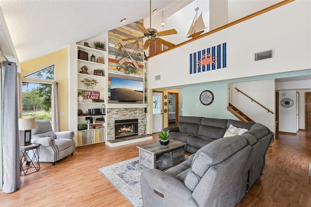 10400 LAKE LOUISA ROAD 5