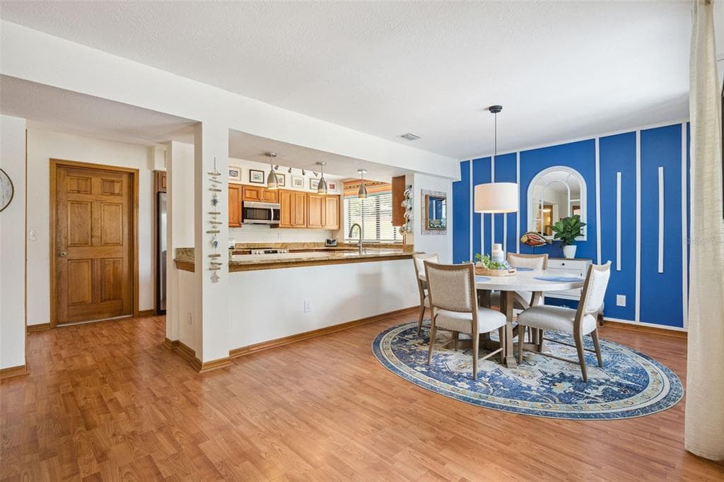 10400 LAKE LOUISA ROAD photo 15