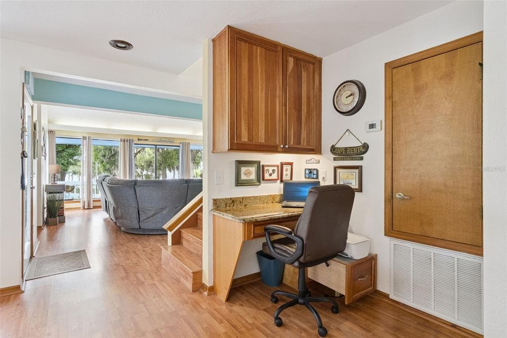 10400 LAKE LOUISA ROAD photo 19