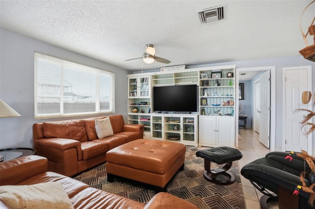 13822 MALCOLM AVENUE photo 8