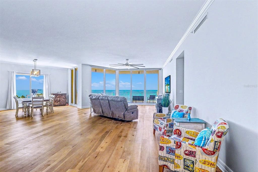 15208 GULF BOULEVARD 601 photo 3