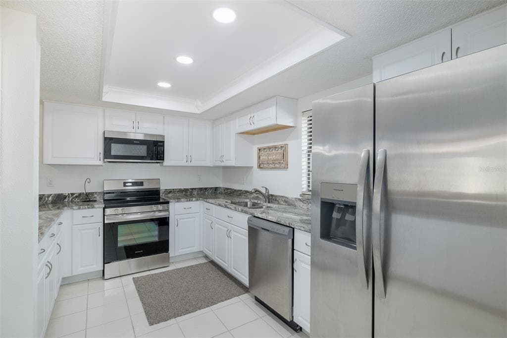 110 INGRID PLACE photo 12