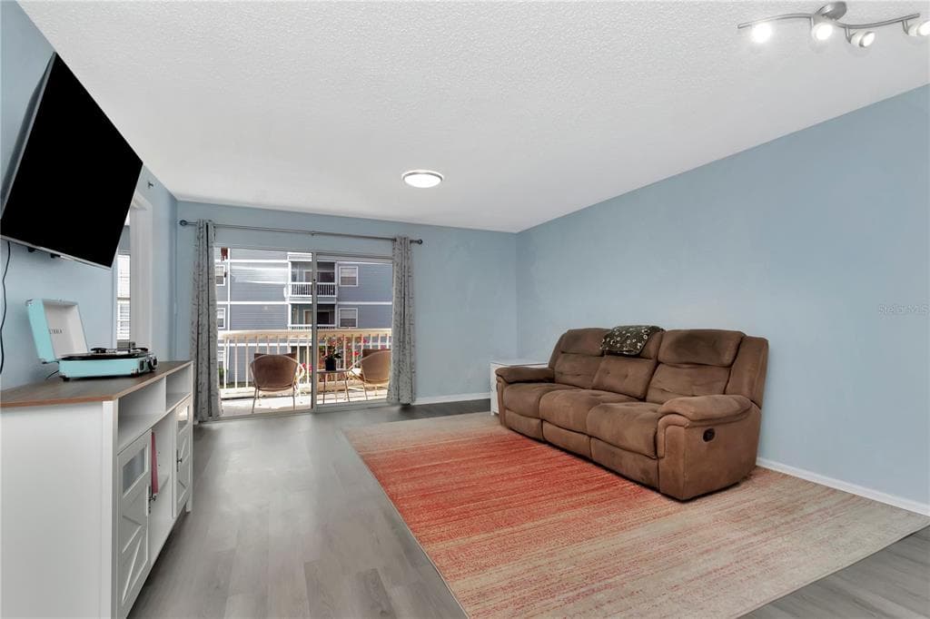 6817 STONES THROW CIRCLE N 17203 photo 6