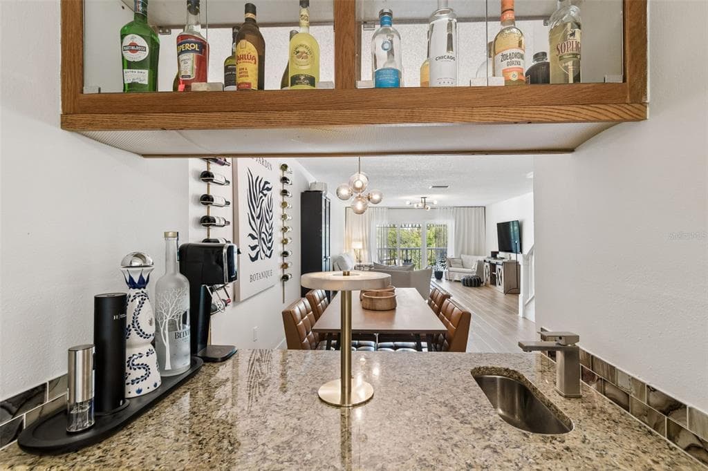 2599 DOLLY BAY DRIVE 302 photo 6