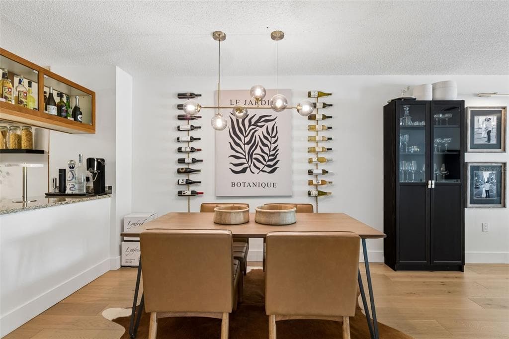 2599 DOLLY BAY DRIVE 302 photo 9