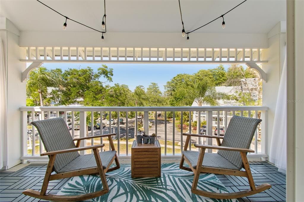 2599 DOLLY BAY DRIVE 302 photo 14