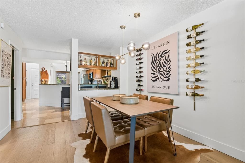 2599 DOLLY BAY DRIVE 302 photo 8