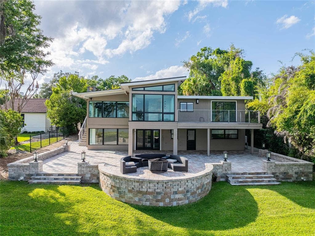 7 LAKE HOLLINGSWORTH DRIVE 5