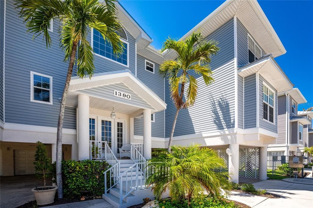 1390 BEACH ROAD 1 photo 3