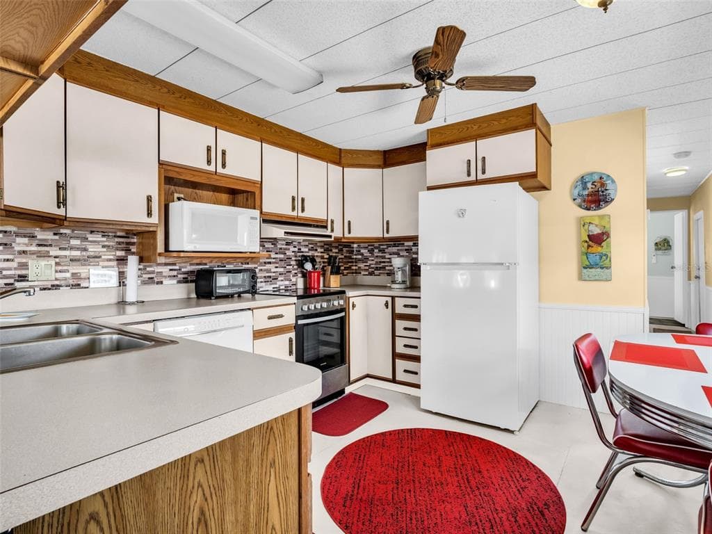 800 CHESAPEAKE DRIVE 62 photo 8