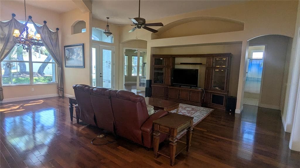 112 HALLSTROM COURT photo 13