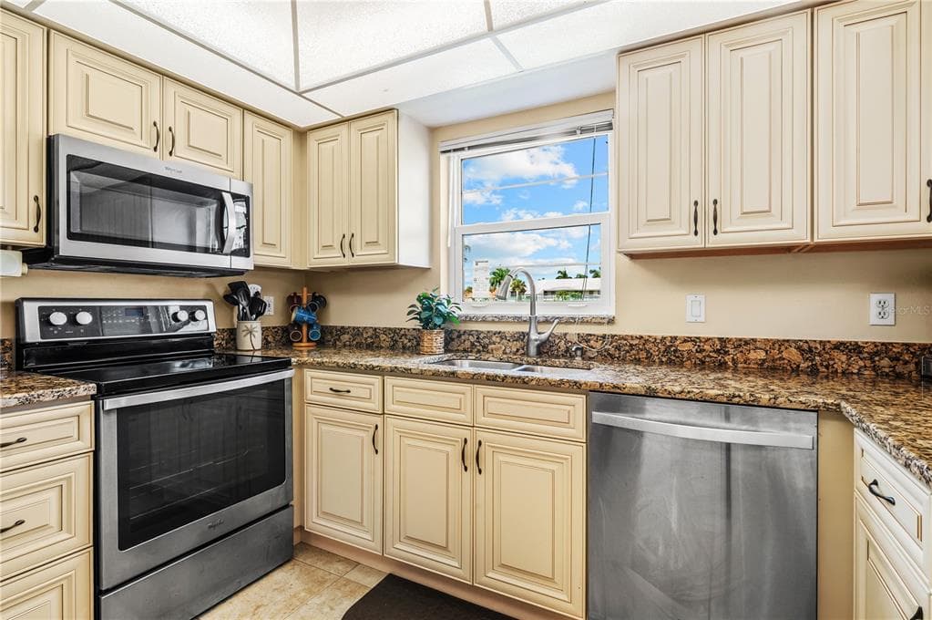 3640 BAL HARBOR BOULEVARD 112 photo 6