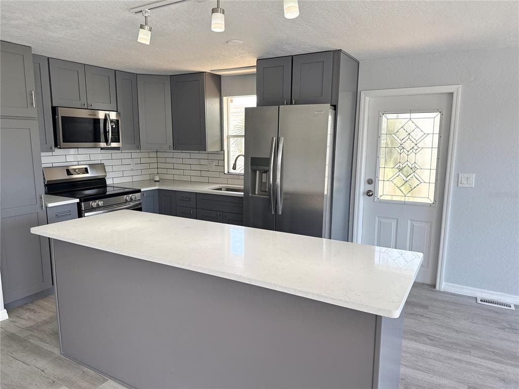 460 MOUNT OAK AVENUE NE #745 5