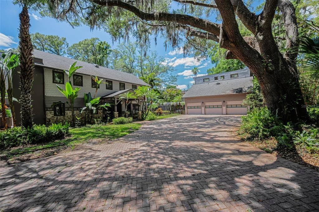 8602 BONNIE COVE LANE 4