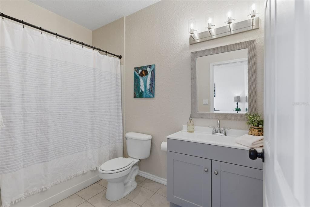 4323 BAYSIDE VILLAGE DRIVE 312 photo 22