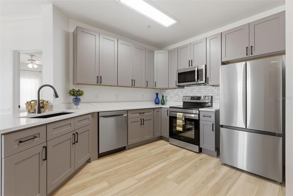 4323 BAYSIDE VILLAGE DRIVE #312 5