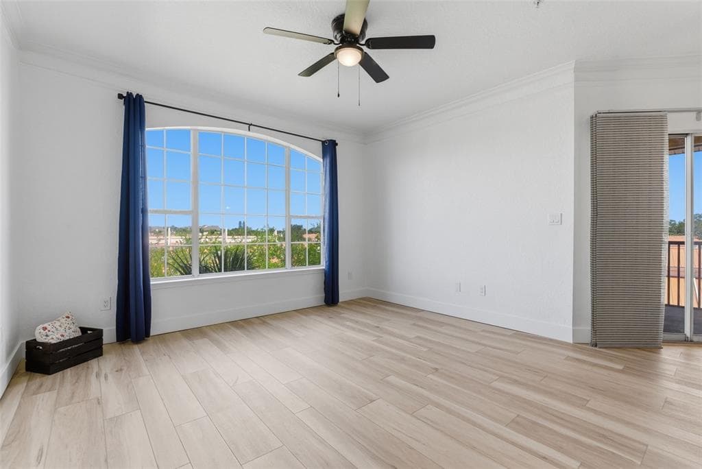 4323 BAYSIDE VILLAGE DRIVE 312 photo 14