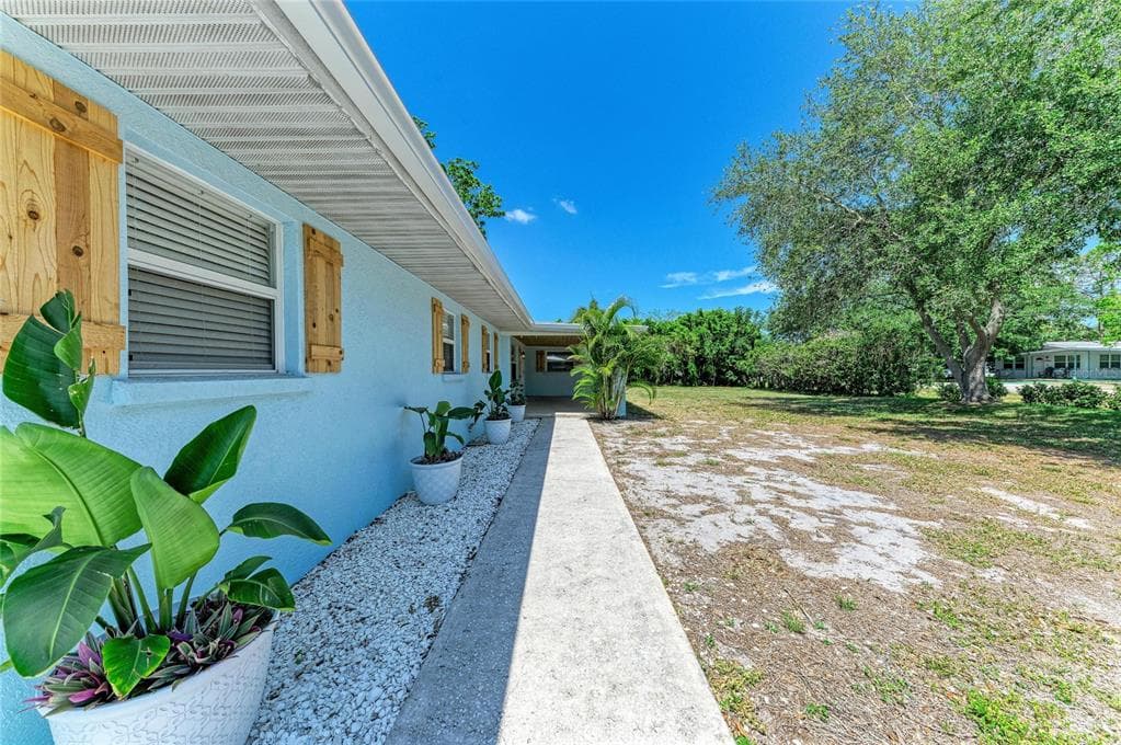 2401 10TH STREET W 3
