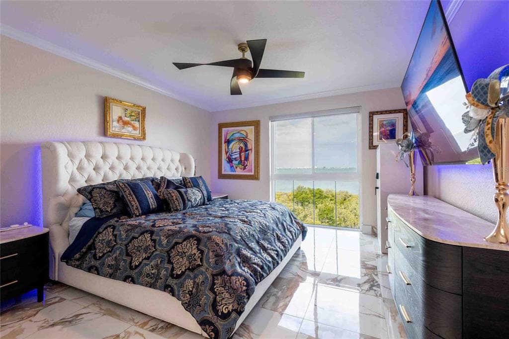 4737 DOLPHIN CAY LANE S 407 photo 16