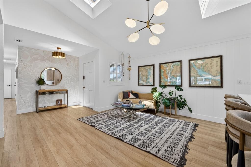 8450 FLAGSTONE DRIVE 5
