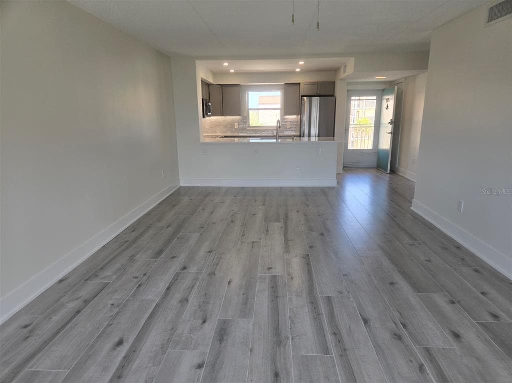 1300 N PORTOFINO DRIVE 406 photo 16