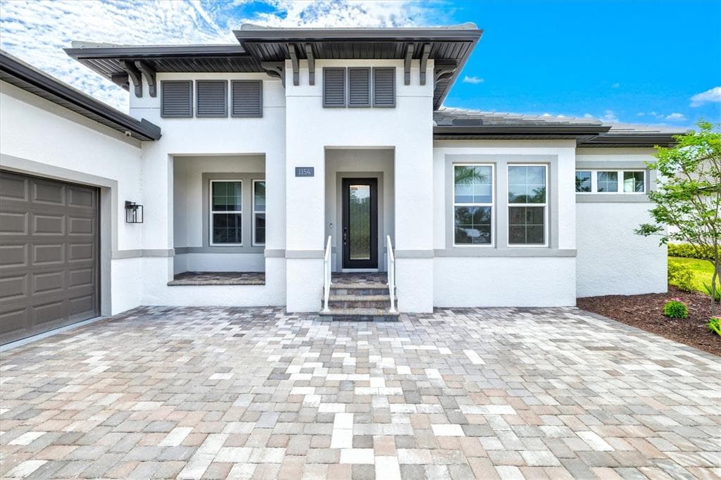 1154 KINGS WAY DRIVE photo 6