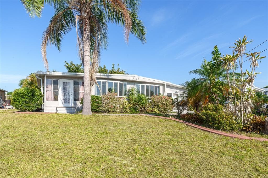 1320 SEAGULL DRIVE 2