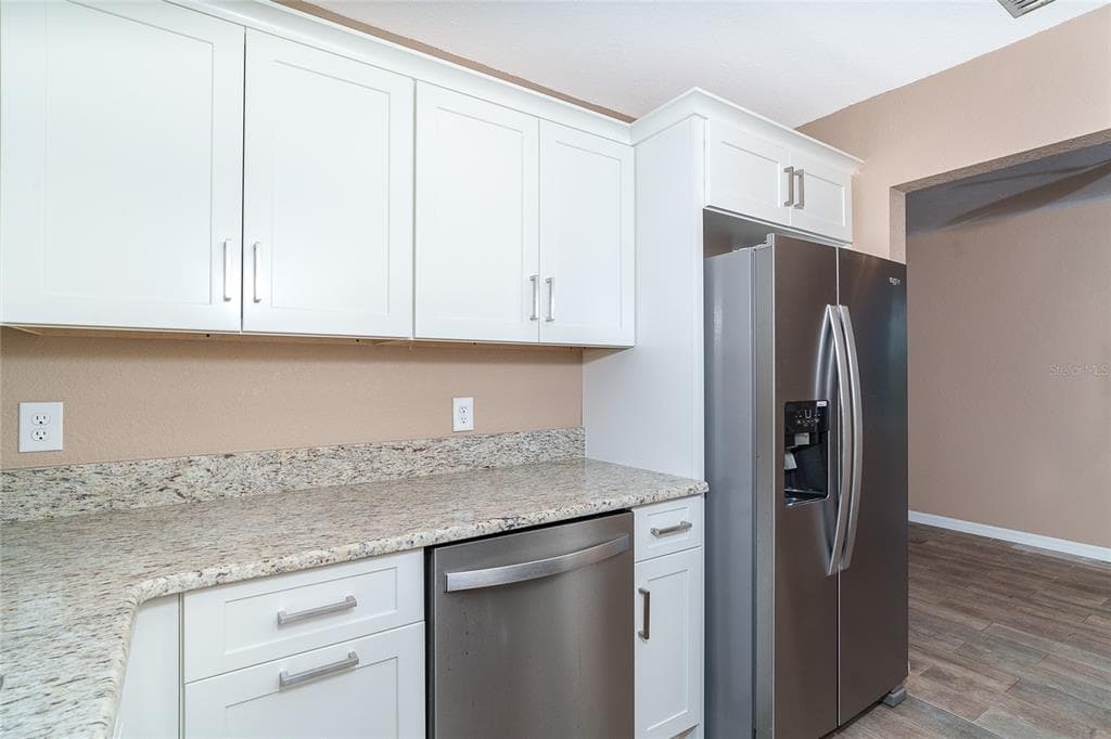 138 BUCKEYE AVENUE NW photo 8
