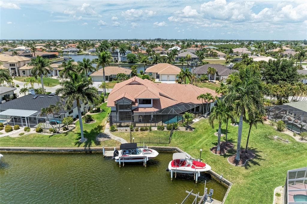 524 LA CARUNA COURT 5