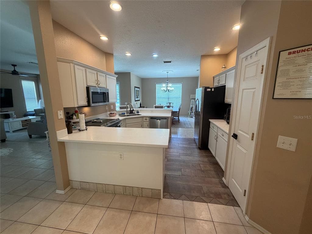217 36TH STREET NE photo 19