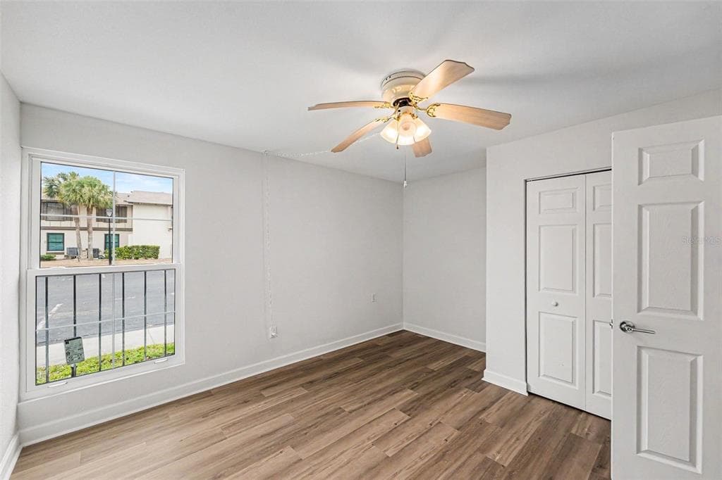546 PLAZA SEVILLE COURT 85 photo 9