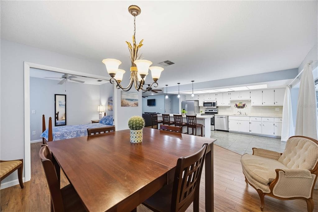 2091 CANNOLOT BOULEVARD photo 20