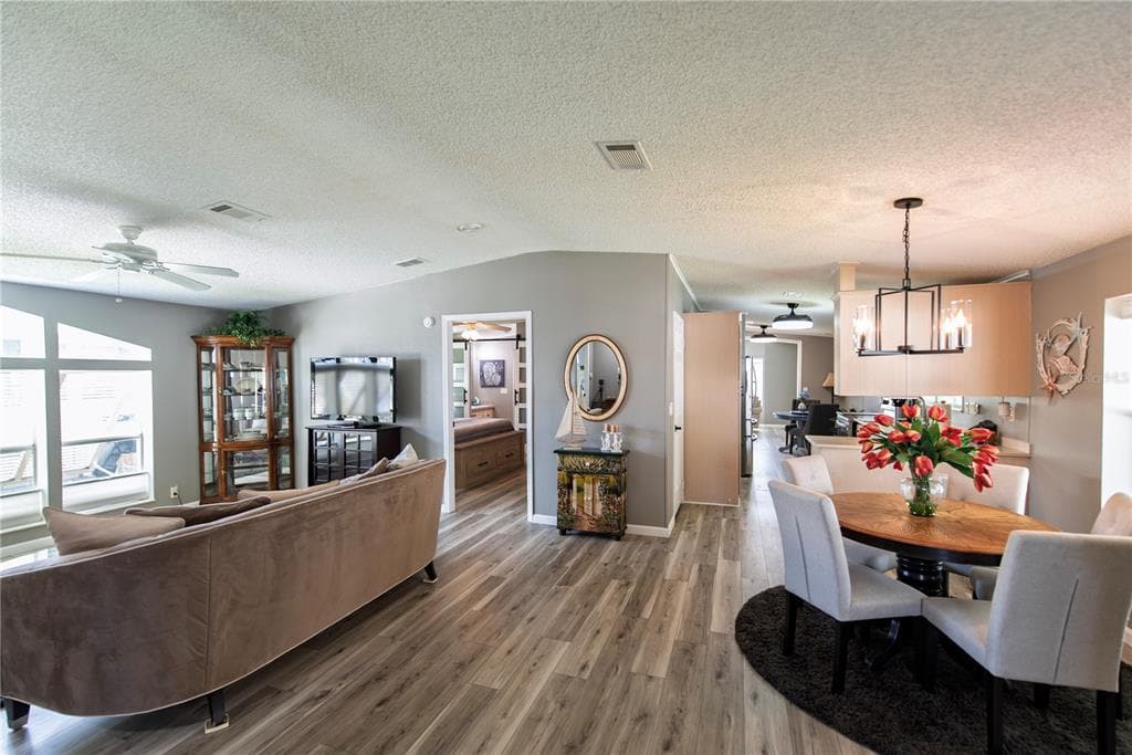 44 WINDMILL BOULEVARD 2