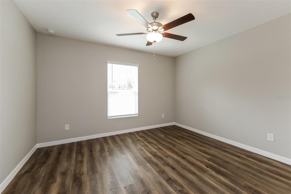 4208 WALL LANE photo 13