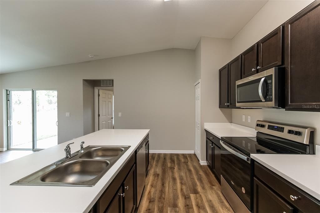 4208 WALL LANE photo 7