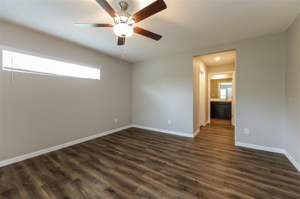 4208 WALL LANE photo 8