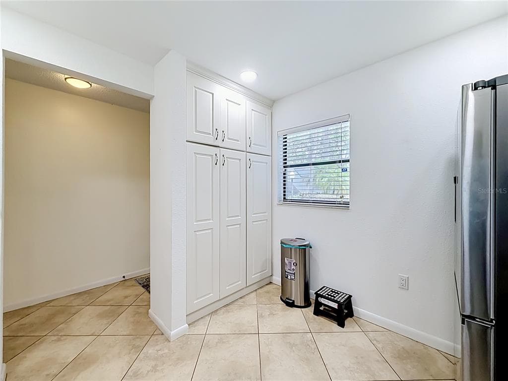 2650 COUNTRYSIDE BOULEVARD E103 photo 8