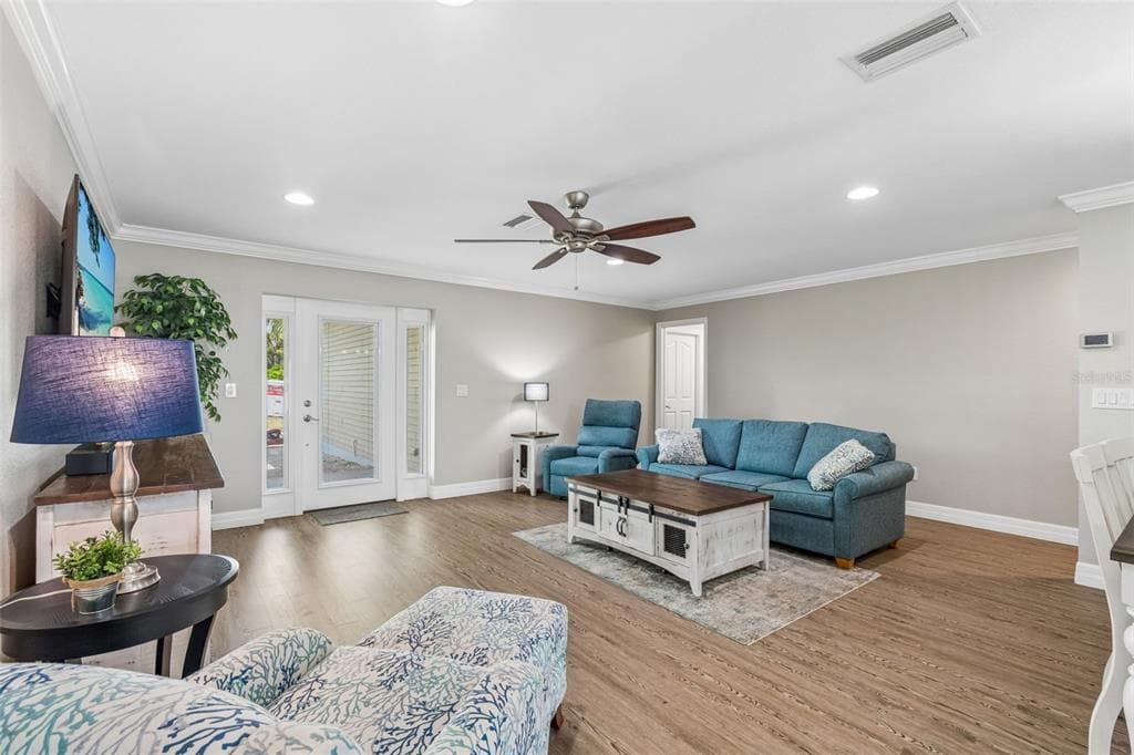 4462 EWING CIRCLE photo 11